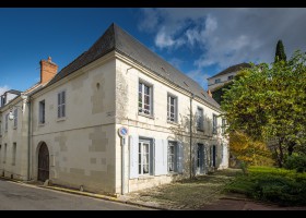 Hôtel particulier du XVIIème au pied du château